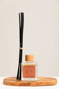 Amber Space Raumduft – Frontansicht, elegante Flasche