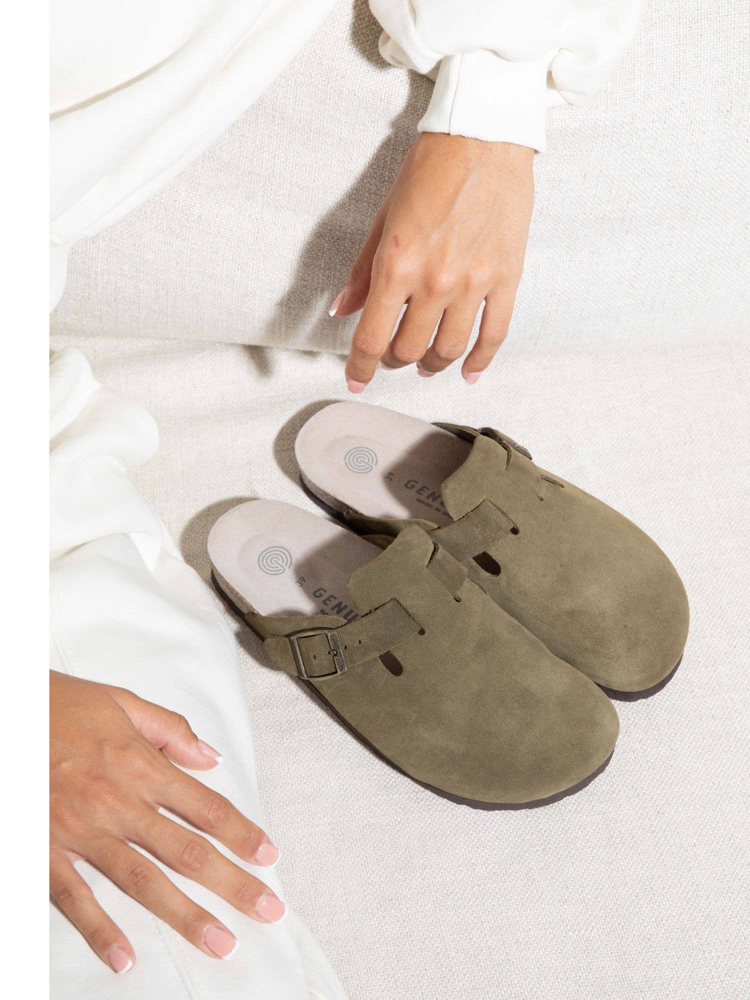 RIVA VELOUR KHAKI Unisex