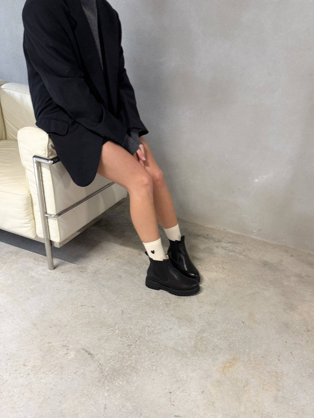 Schwarze Herzsocken