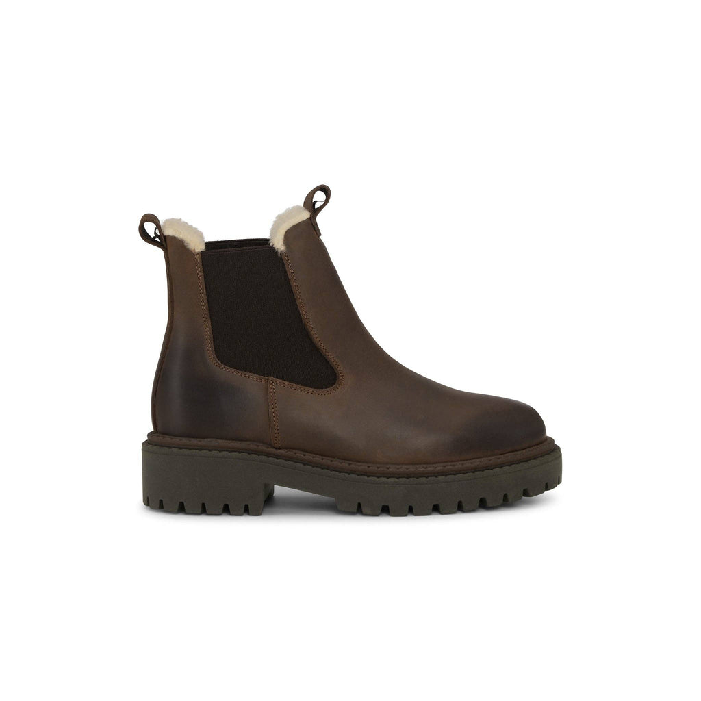 Dunkelbrauner MODENA Chelsea Boot aus Leder mit elastischem Einsatz, hellem Warmfutter und Profilsohle in Seitenansicht