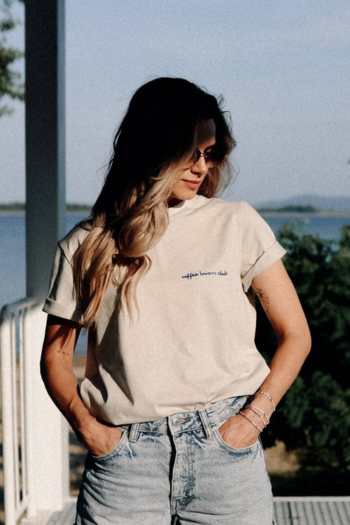 Big Coffee Lover T-Shirt creme – Detailansicht Print, klassischer Schnitt, Jerseystoff