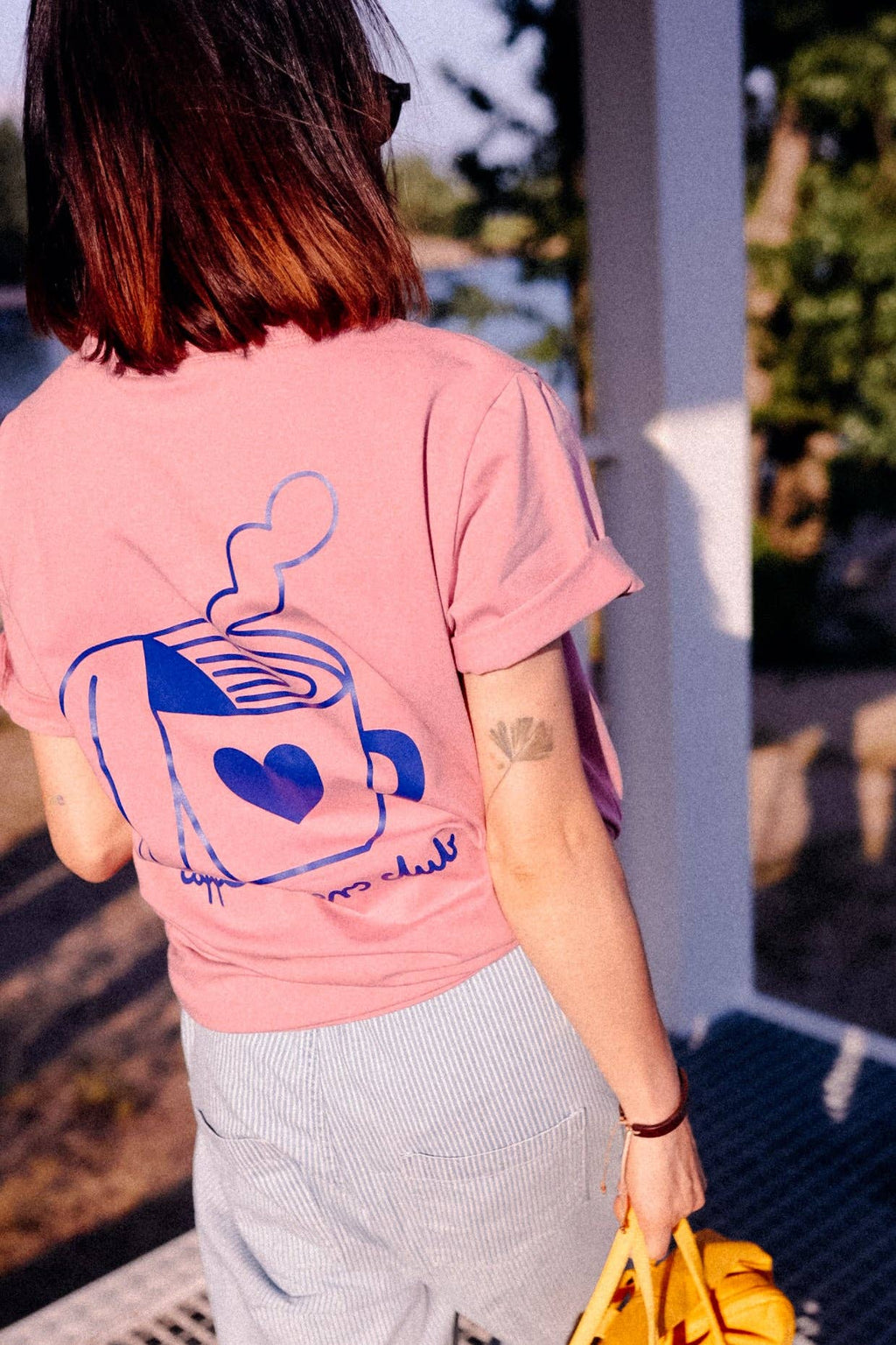 Big Coffee Lover T-Shirt altrosa – Trageansicht, hautfreundlich, Baumwolle Elastan