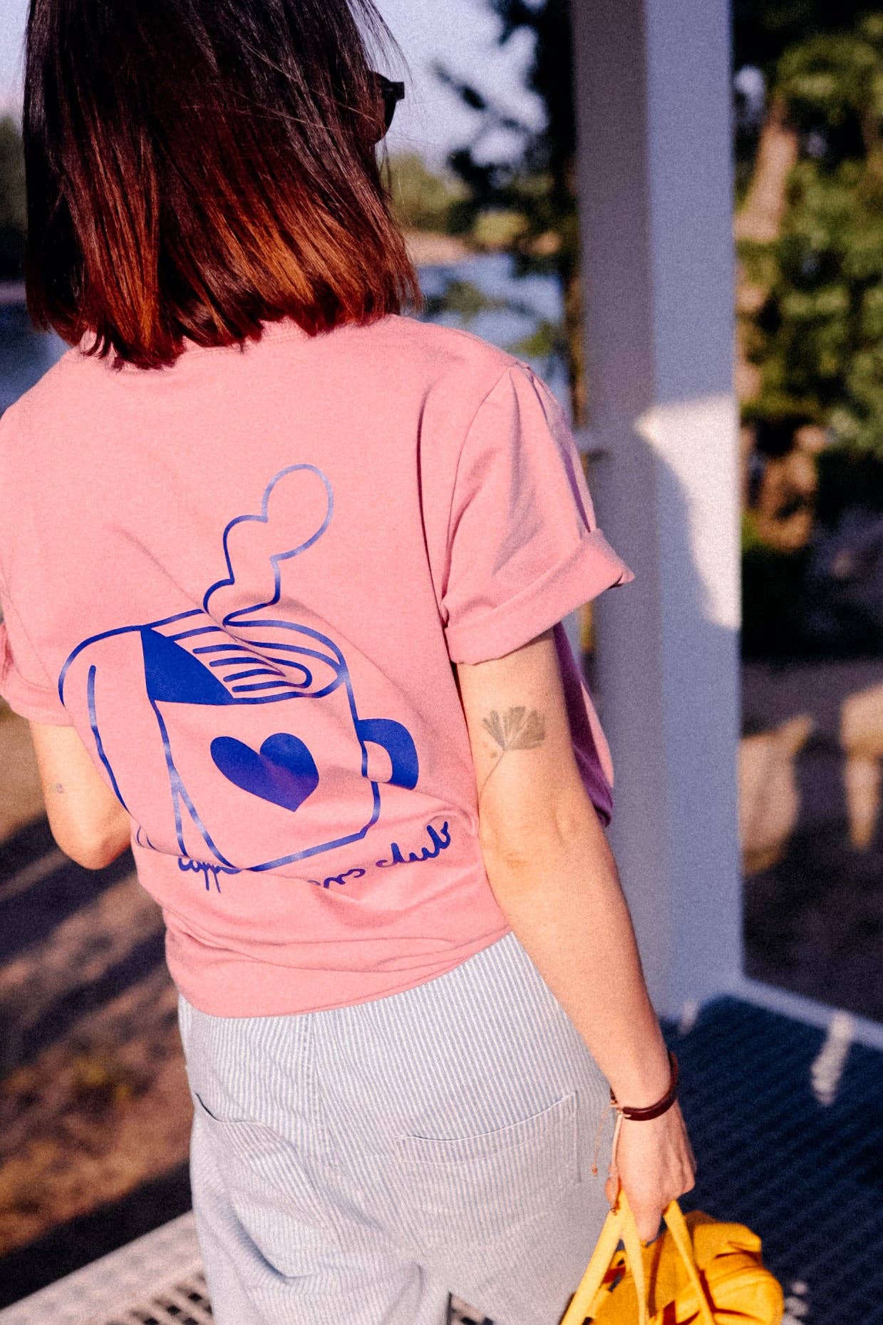 Big Coffee Lover T-Shirt altrosa – Trageansicht, hautfreundlich, Baumwolle Elastan