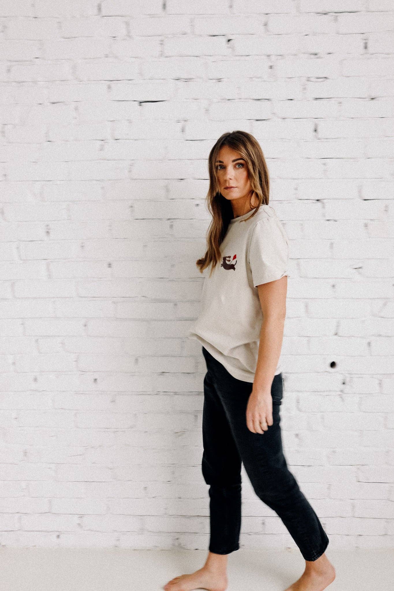 Rückenansicht Dackel T-Shirt Creme  – VomKaff"
